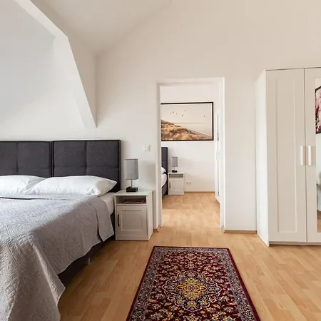 Apartment Mariahilfer Strasse Vienna Esterno foto